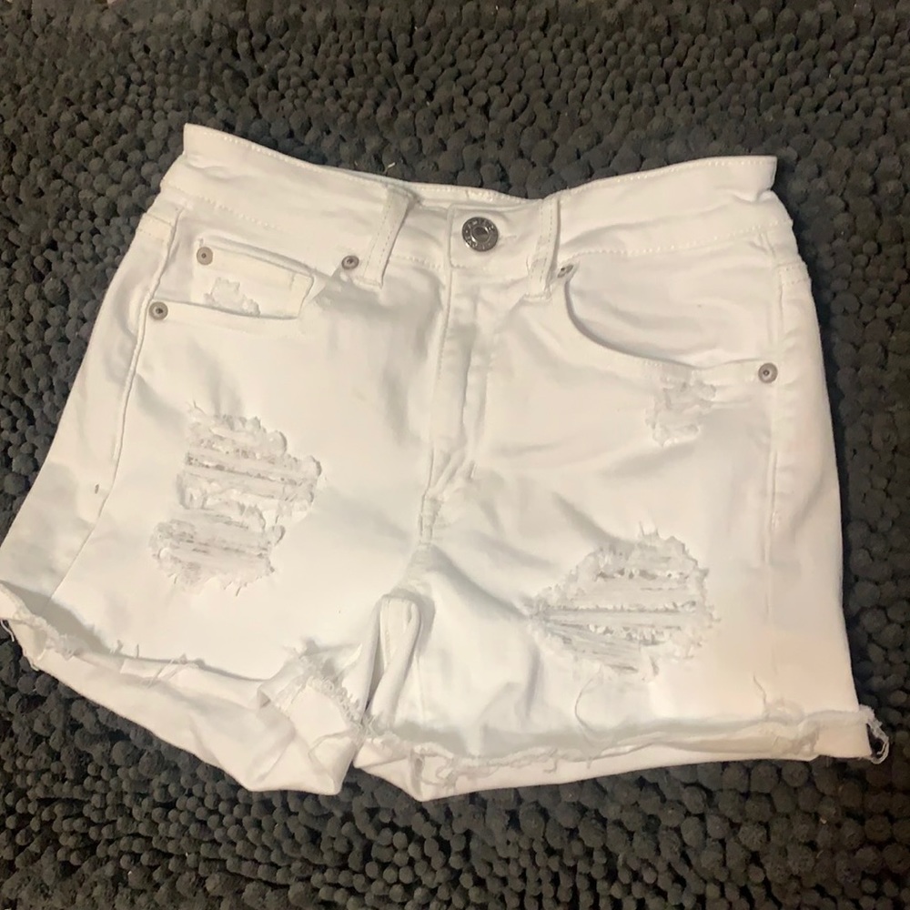 White American eagle shorts size 4